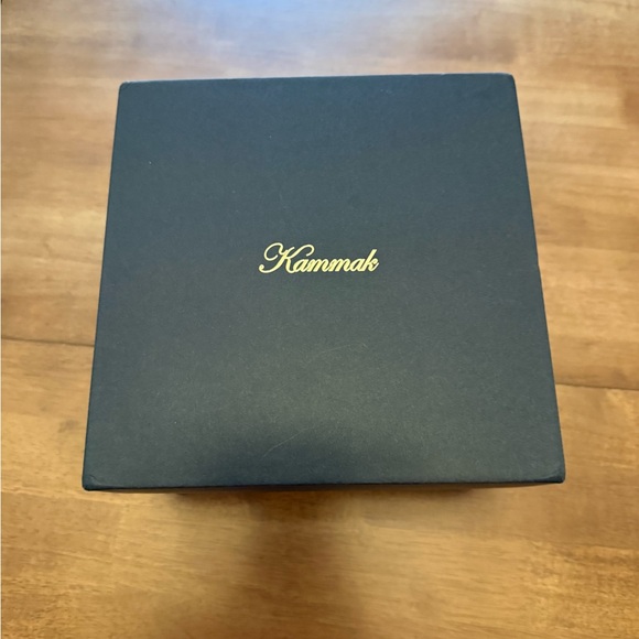 NWT Set of 2 Tall Floral Porcelain Coffee Mugs | 16.9 oz | Gold Base | Gift Box - Picture 8 of 12